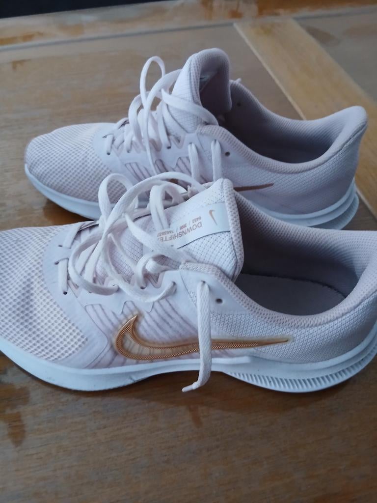 Nike Downshifter sneakers - maat 42 - amper gedragen, Nike, Ophalen of Verzenden, Roze, Sneakers of Gympen