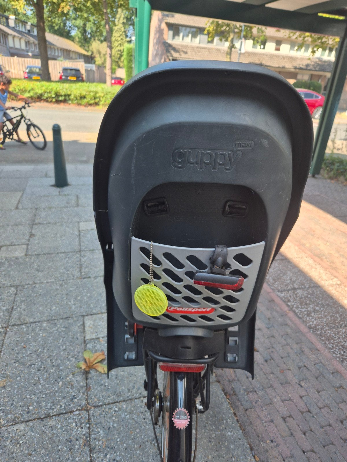 Polisport Guppy Maxi Achterzitje - Zo goed als nieuw, 15 t/m 25 kg, Achterzitje, Voetsteuntjes, Ophalen of Verzenden