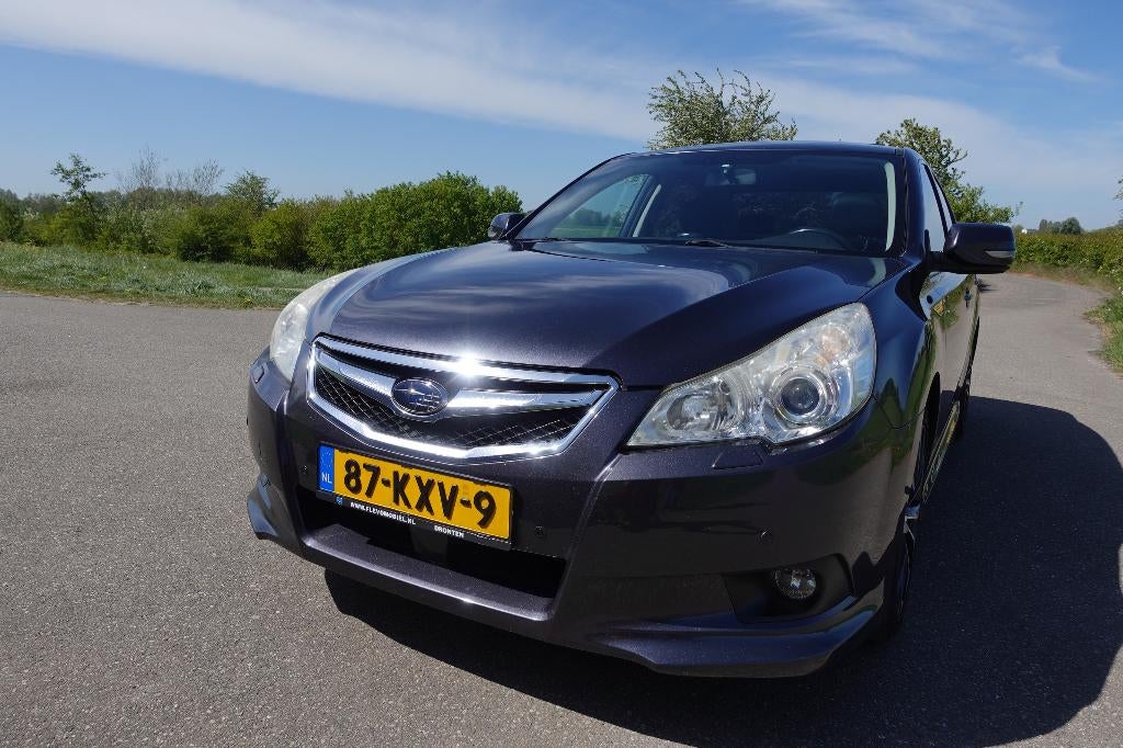 Fijne youngtimer,LPG,Subaru Legacy 2.0 AWD TW CVT 2010 Grijs, Euro 5, Zwart, 4 cilinders, Legacy