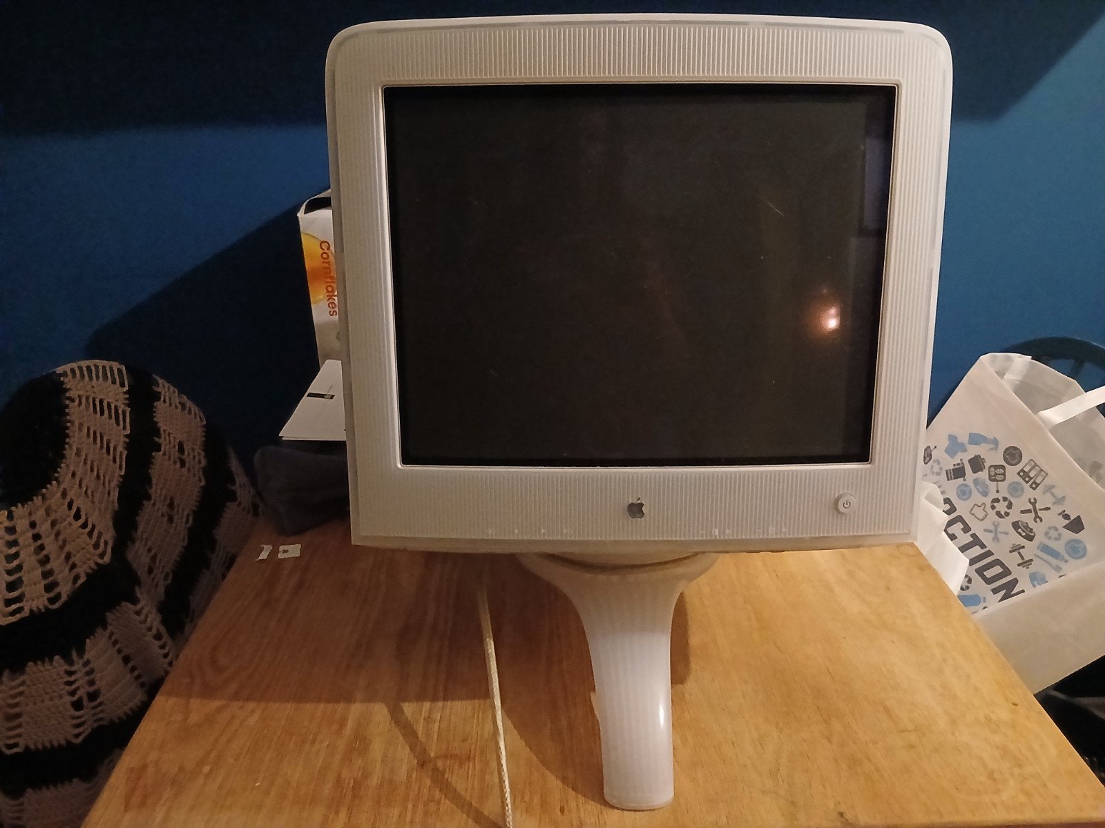 Foto 2 van Apple Studio Display 17-inch (M6496) - Vintage Monitor