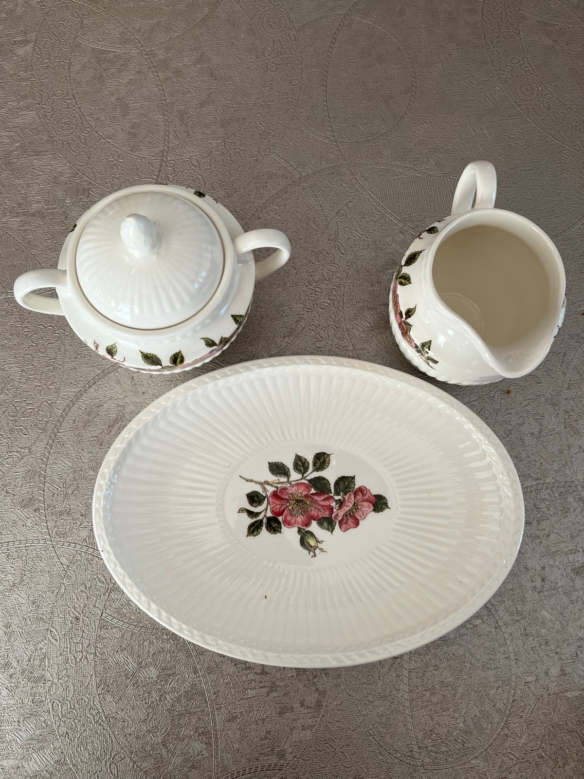 Wedgwood  Briar Rose Serviesonderdelen, Keramiek, Overige typen, Vintage, Ophalen of Verzenden
