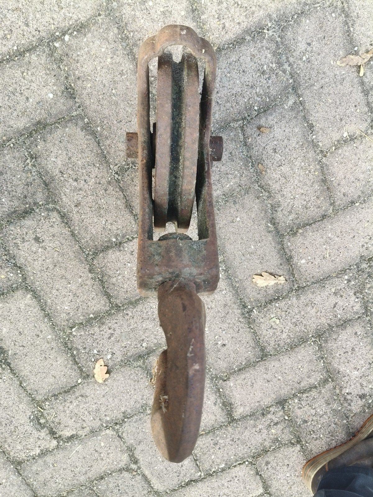 Antieke Katrol met Haak - Decoratief en Functioneel, Ophalen of Verzenden, Gebruikt, Handmatig
