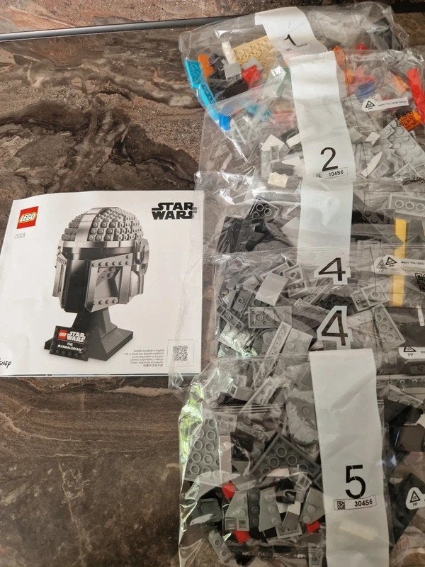Nieuwe LEGO Star Wars The Mandalorian Helm (75328), Overige merken, Lego systemen ., Nieuw, Ophalen of Verzenden