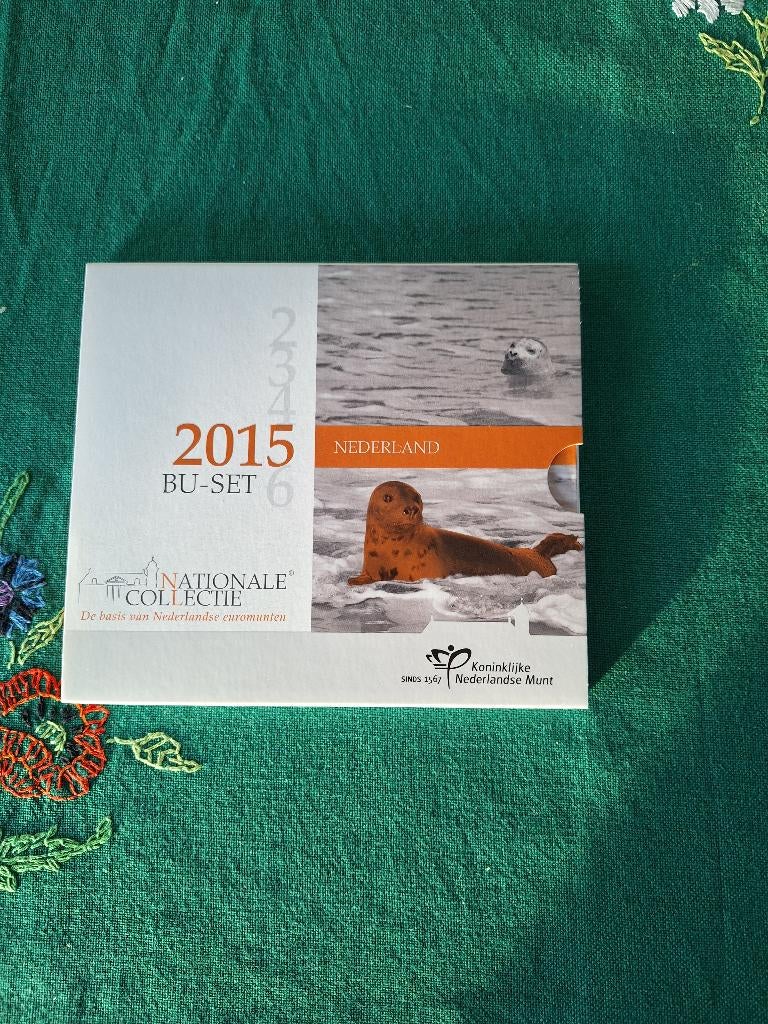 NEDERLANDNATIONALE COLLECTIE BU SET2015 ZILVER, Postzegels en Munten, Ophalen of Verzenden, Koningin Beatrix, Euro's, Zilver