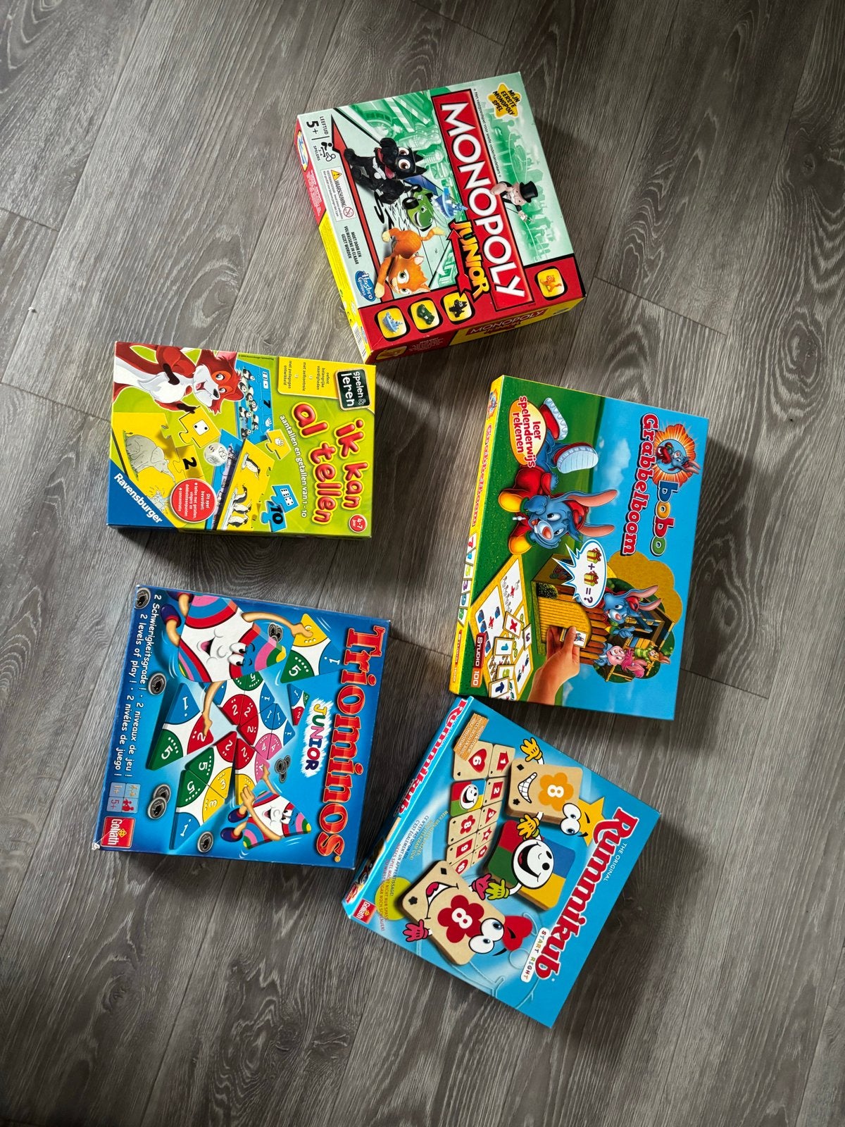 Diverse bordspellen: Monopoly Junior, Rummikub, Triominos, Een of twee spelers, Ophalen, Gebruikt