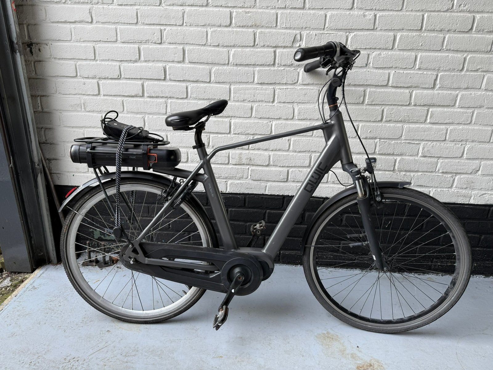 Qwic elektrische fiets accu defect, Elektrische fiets, Gebruikt, Ophalen of Verzenden, Motor