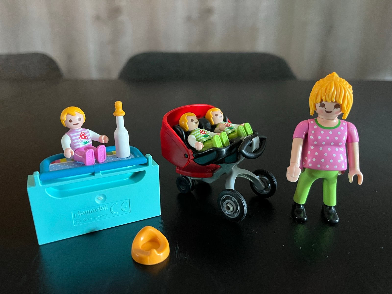 Playmobil zwangere vrouw met 3 baby’s, Complete set, Ophalen of Verzenden, Zo goed als nieuw, City life