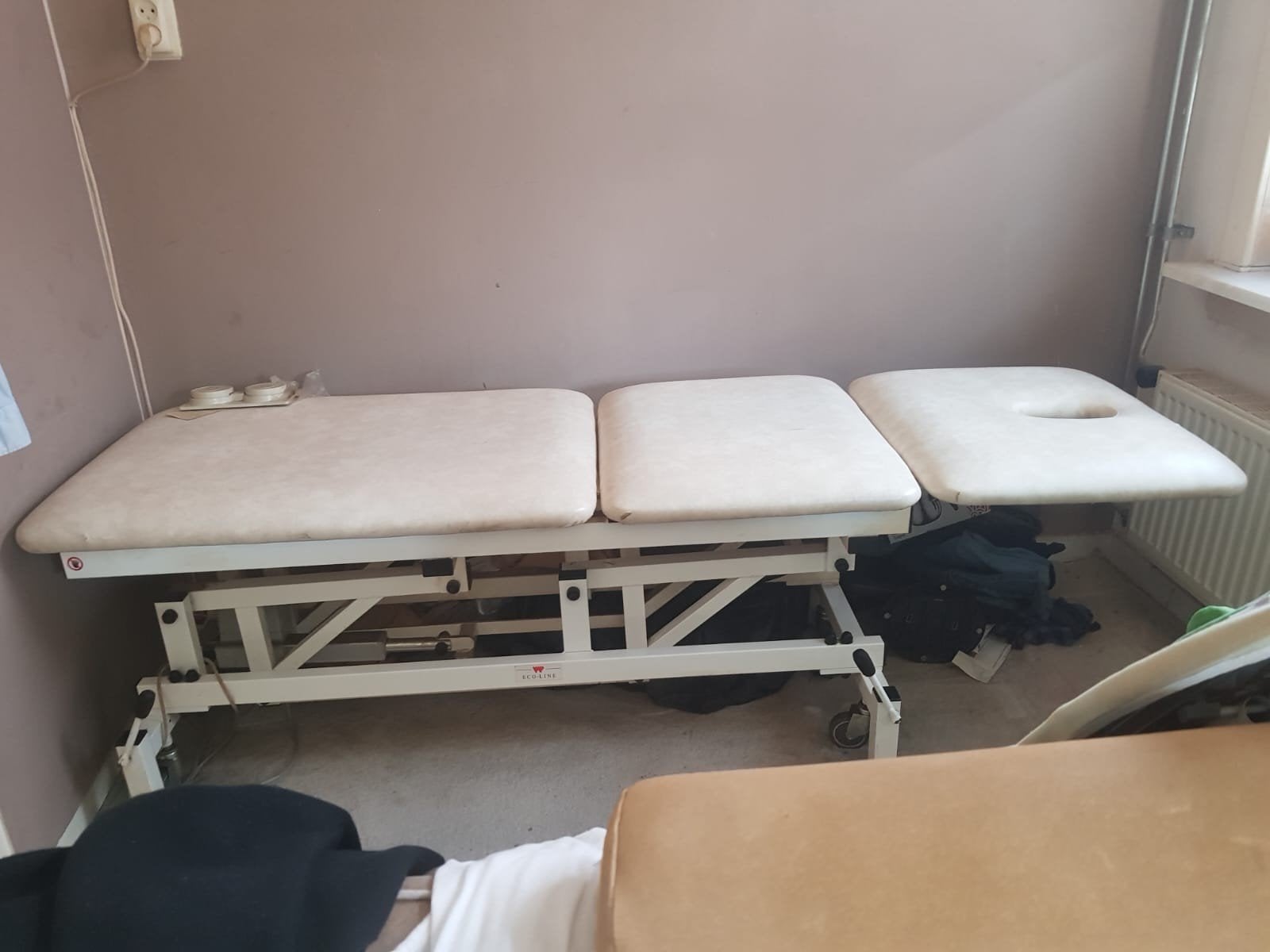 Prof. Elektrische behandelbank / massagetafel verstelbaar, Sport en Fitness, Ophalen of Verzenden