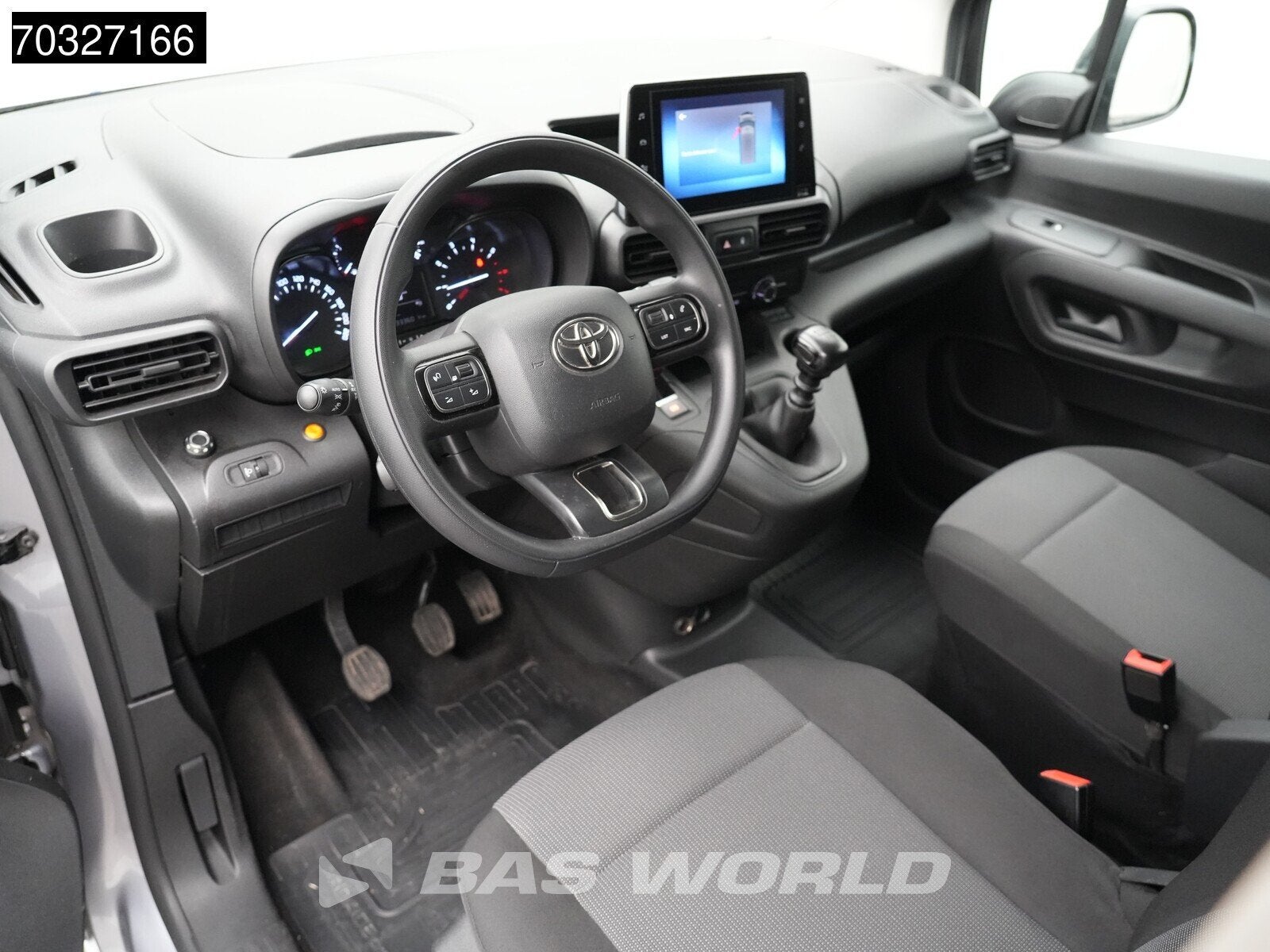 Toyota ProAce City 110PK Benzine L2H1 Navi Airco Cruise Came, Stof, Gebruikt, 1199 cc, Handgeschakeld