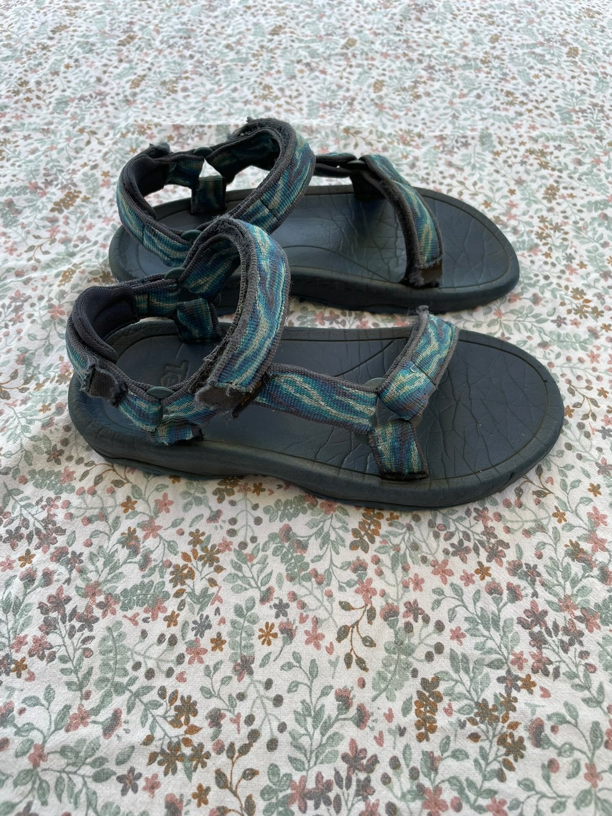 Teva sandalen - maat 32, Ophalen of Verzenden, Gebruikt, Jongen of Meisje, Overige typen