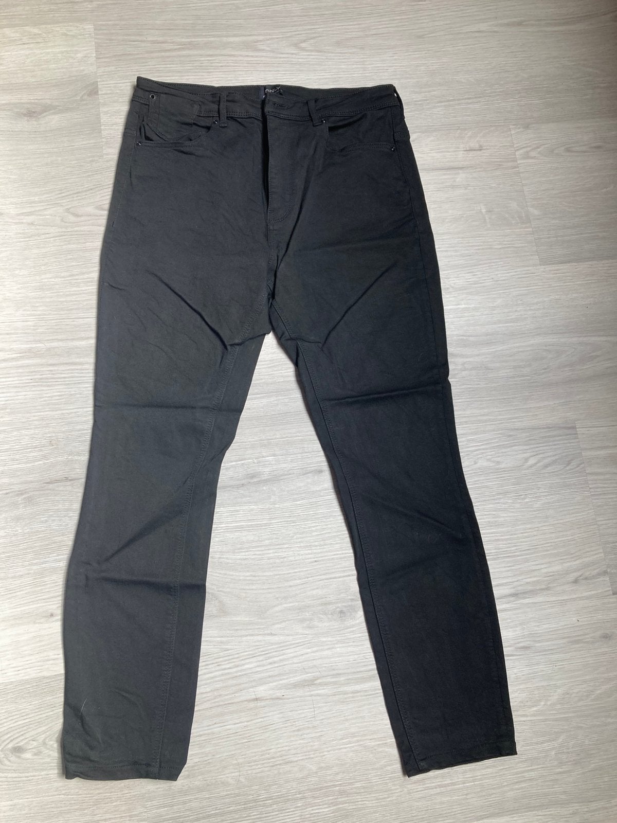 Zwarte dames broek Only, Maat 38/40 (M), Zwart, Ophalen of Verzenden, Zo goed als nieuw