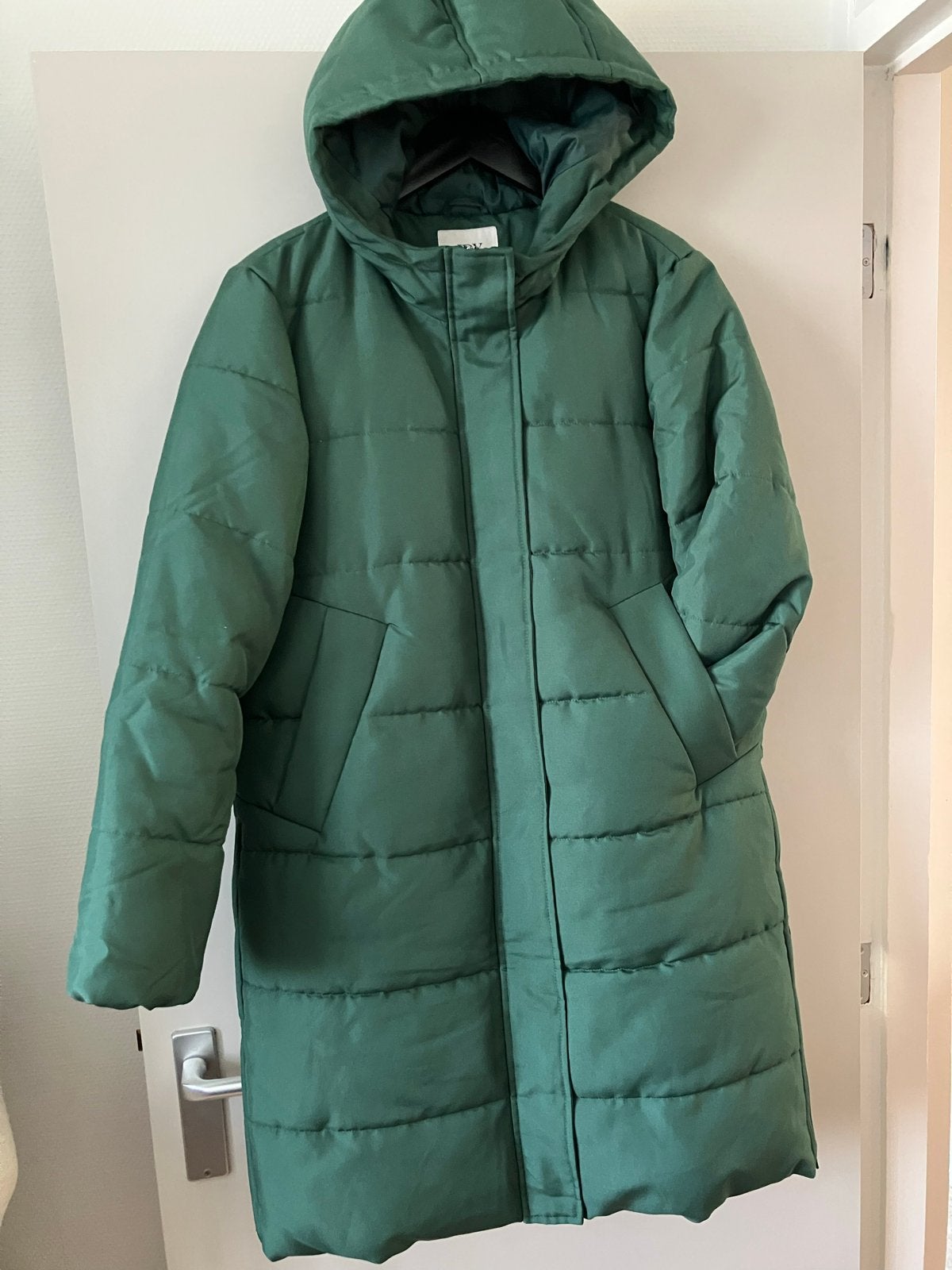 JDY /Lange Gewatteerde Jas met Capuchon - Maat M, Kleding | Dames, Ophalen of Verzenden, Zo goed als nieuw, Maat 38/40 (M), Groen
