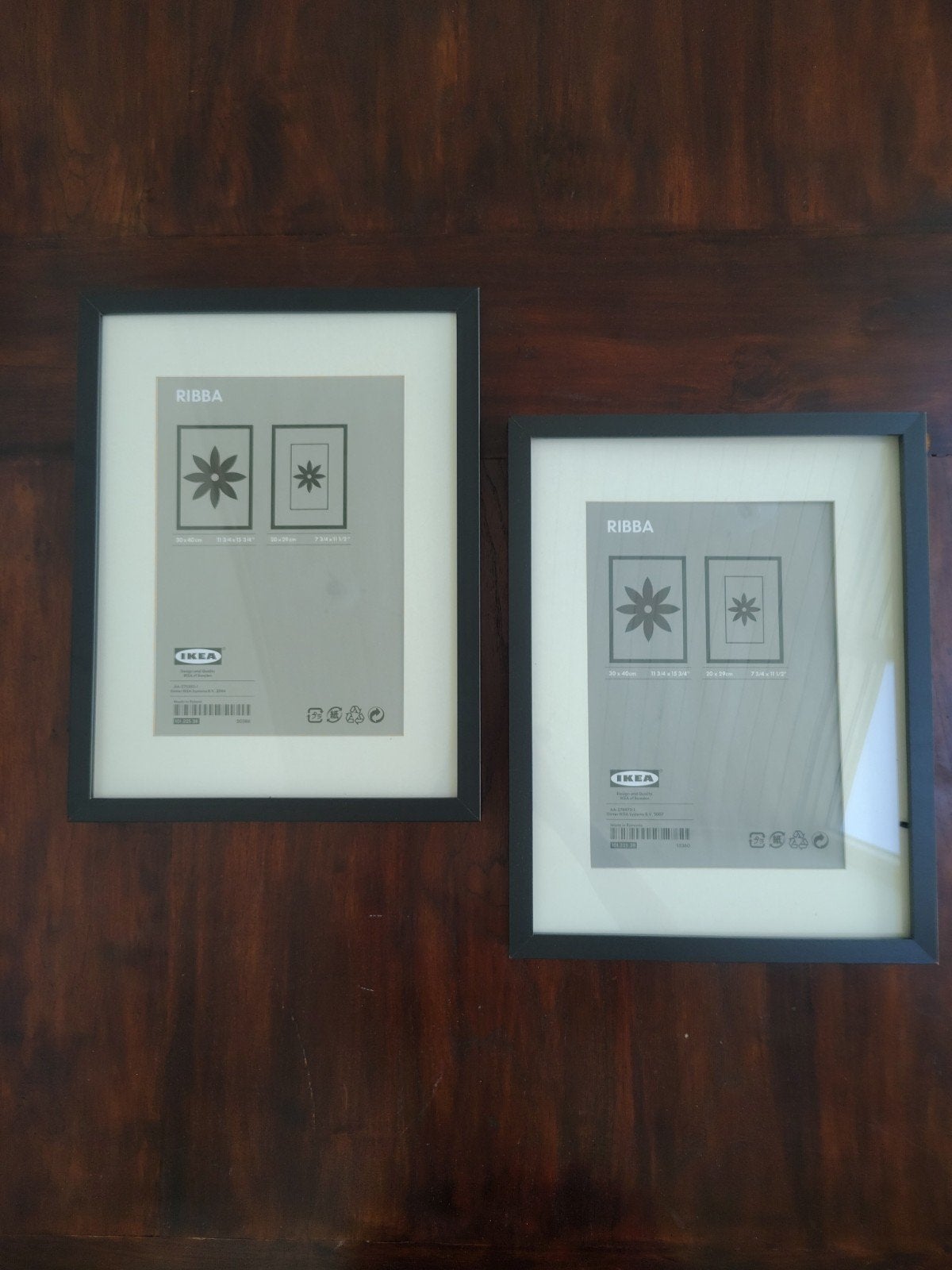 2x IKEA RIBBA fotolijst zwart 30x40 cm met passe-partout, 30 cm, Ophalen of Verzenden, Zo goed als nieuw, Fotolijst