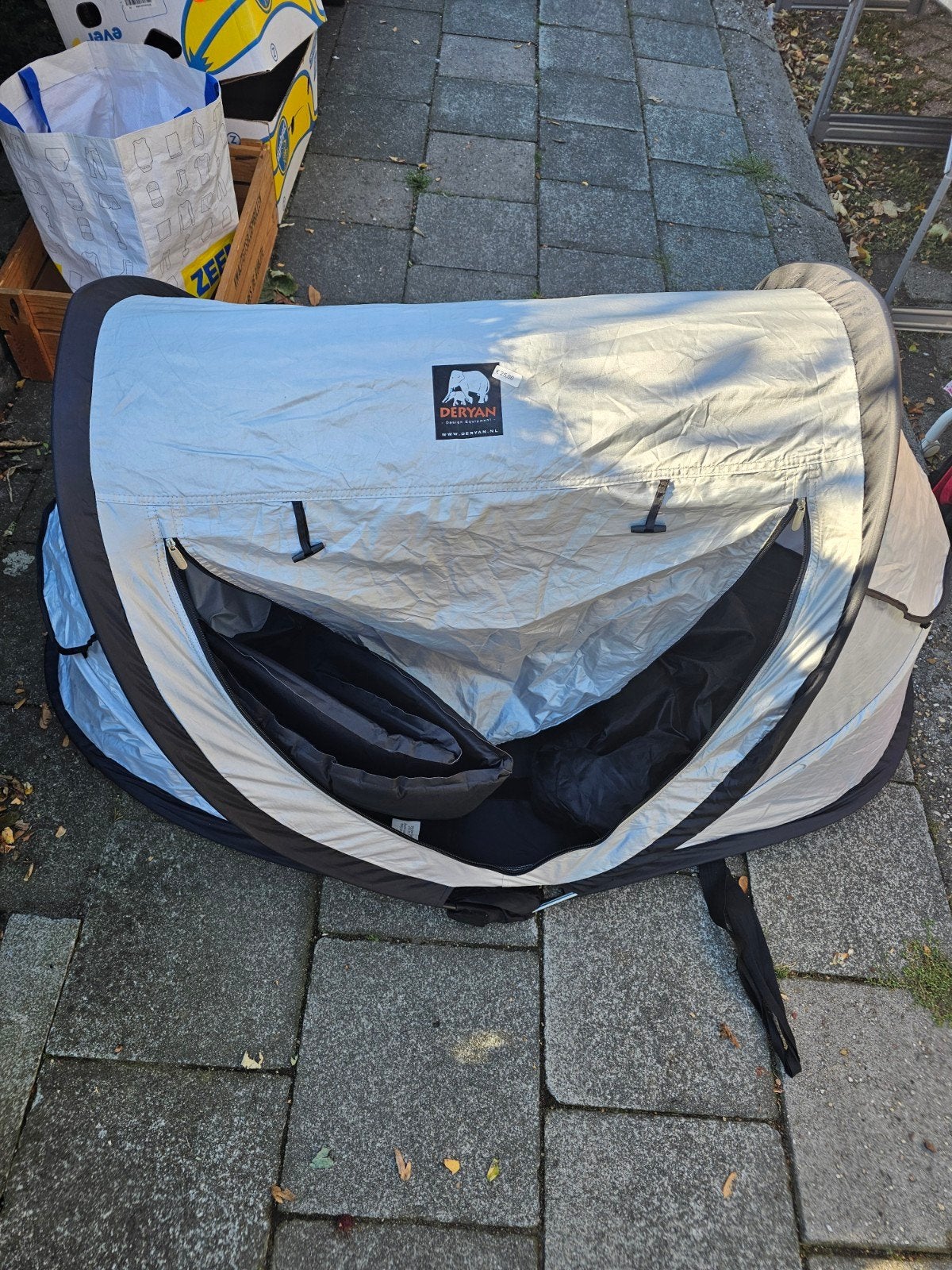 Deryan slaaptentje/campingbedje, Ophalen, Gebruikt, Tot en met 2
