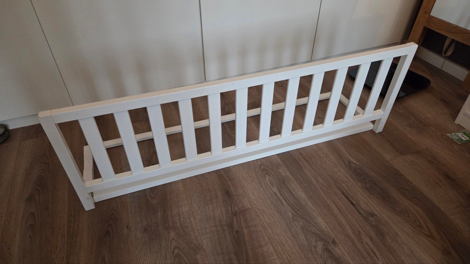 Wit uitvalhekje / bedhekje voor bed, Ophalen, Minder dan 140 cm, Minder dan 70 cm