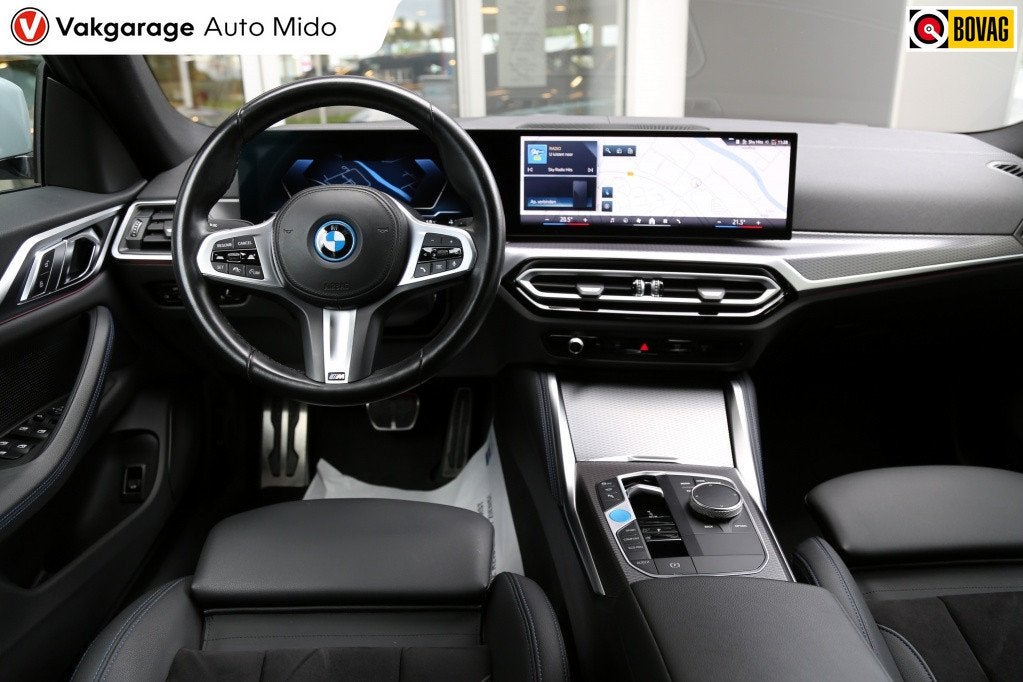 BMW i4 Gran Coupé 35 eDrive M Sport | BTW aftrekbaar | 1e e, Auto's, BMW, 12 maanden, 0 cilinders, Gebruikt, Zwart
