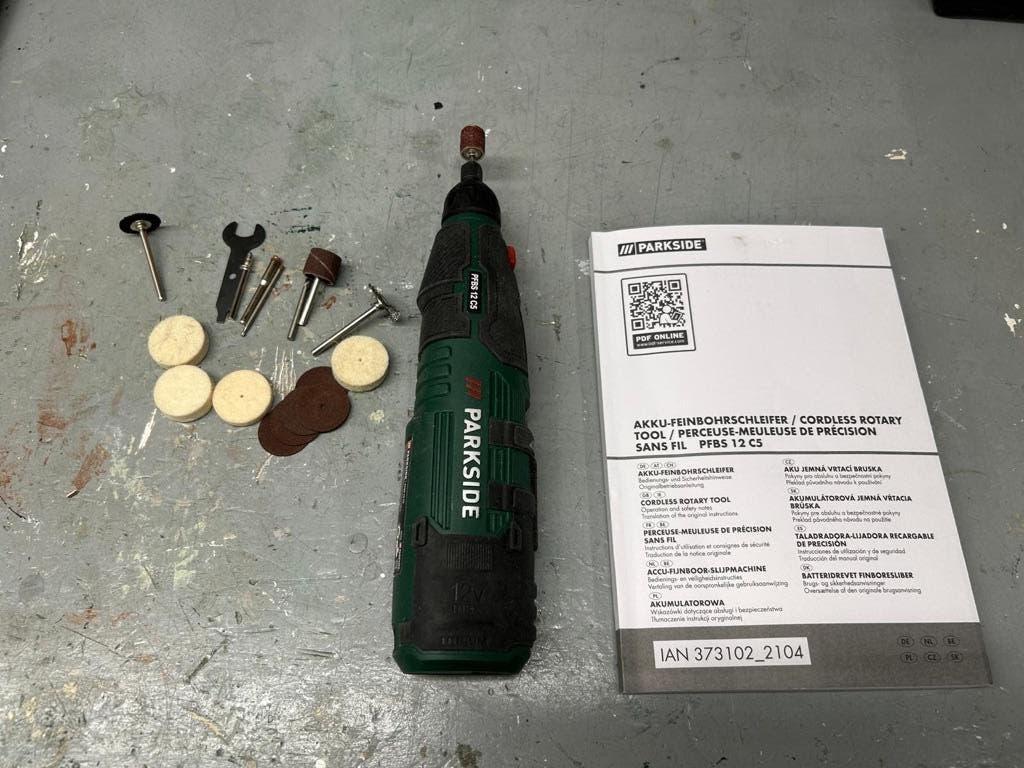 12V Fijnboorslijpmachine te koop, Doe-het-zelf en Verbouw, Ophalen of Verzenden, Zo goed als nieuw, Minder dan 700 watt, Rechte handslijpmachine