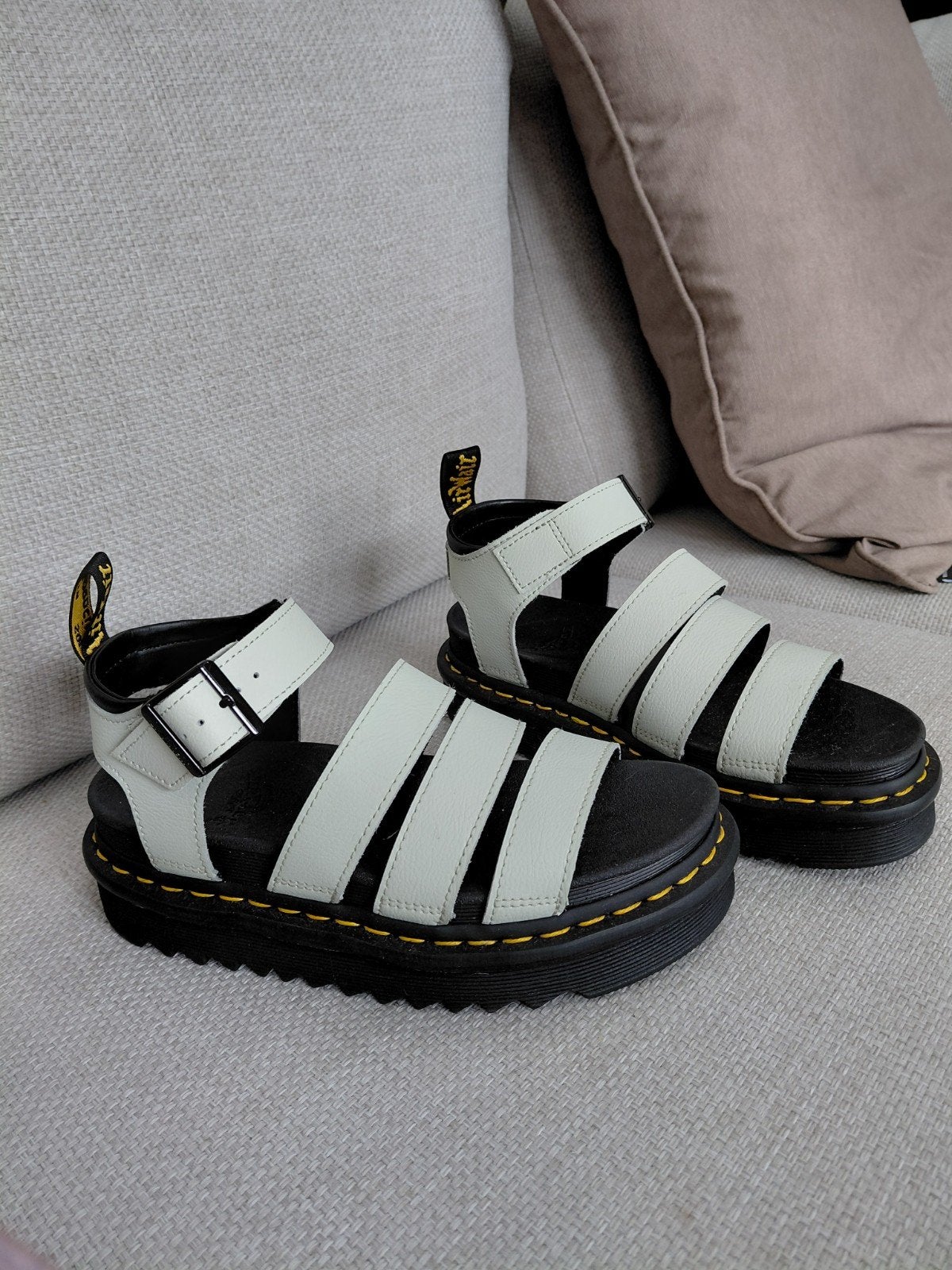 Dr martens sandalen NIEUW maat 37, Ophalen of Verzenden, Nieuw, Zwart, Sandalen of Muiltjes