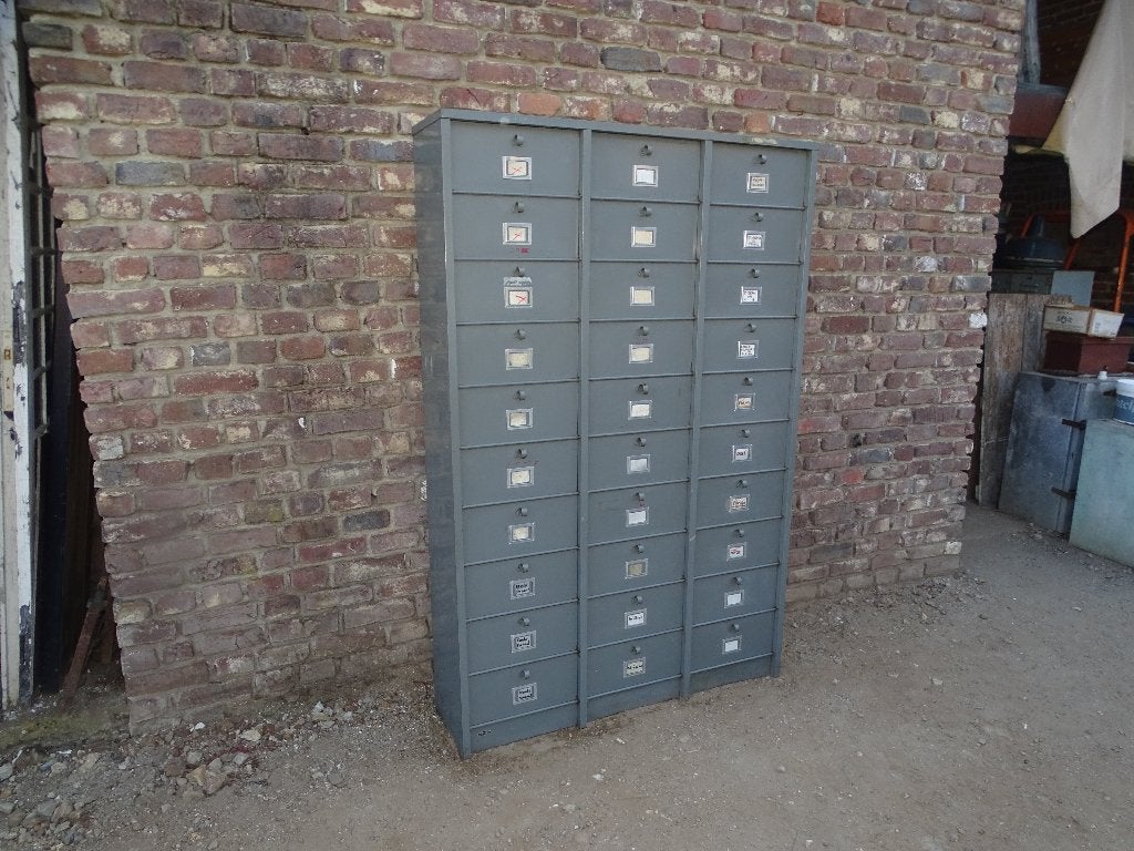 oude strafor kleppenkast archiefkast kast ladekast, Ophalen