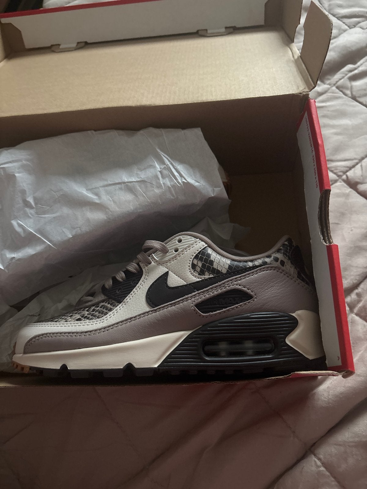 Nike Air Max 90 sneakers met slangenprint, Kleding | Dames, Ophalen of Verzenden, Nieuw, Overige kleuren, Sneakers of Gympen