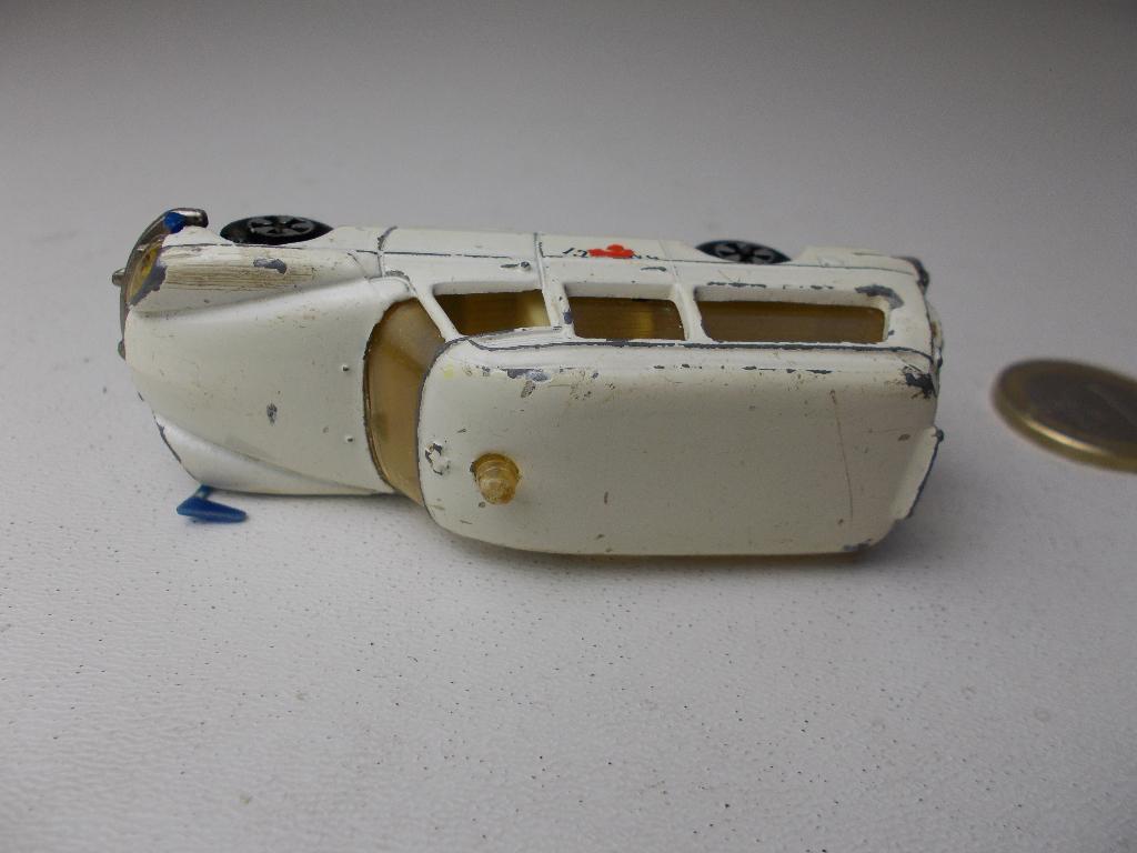 1973 Majorette (France) Nr. 206 CITROEN DS AMBULANCE., Ophalen of Verzenden, Gebruikt, Auto, Majorette