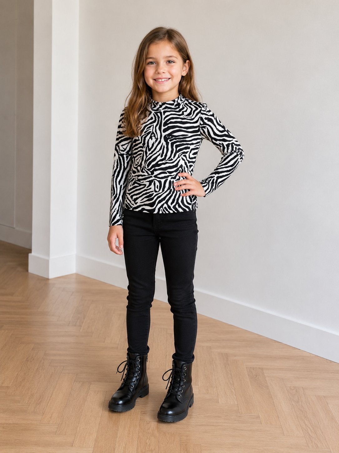 Vingino Zwart beige zebra meisjes print shirt maat 140, Kinderen en Baby's, Kinderkleding | Maat 140, Ophalen of Verzenden, Nieuw