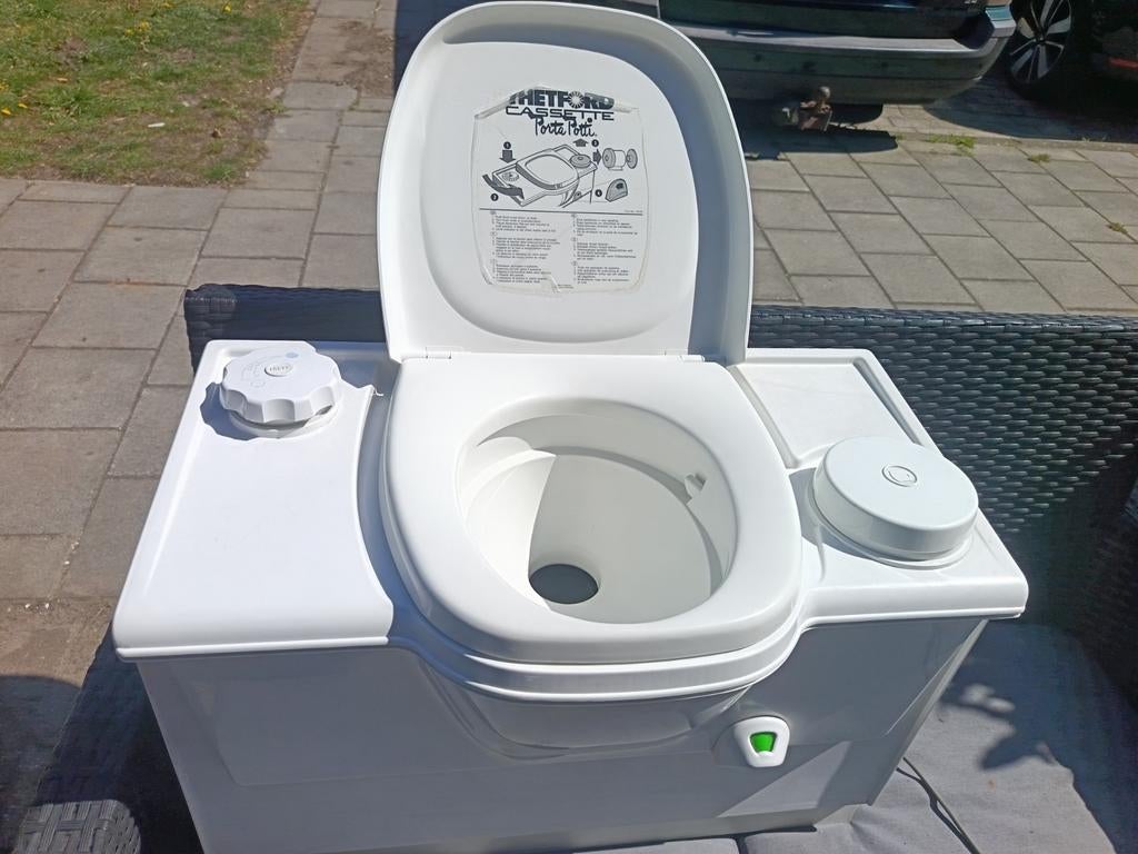 Thetford Cassette Toilet C2 - Comfortabel / inbouw, Ophalen, Gebruikt