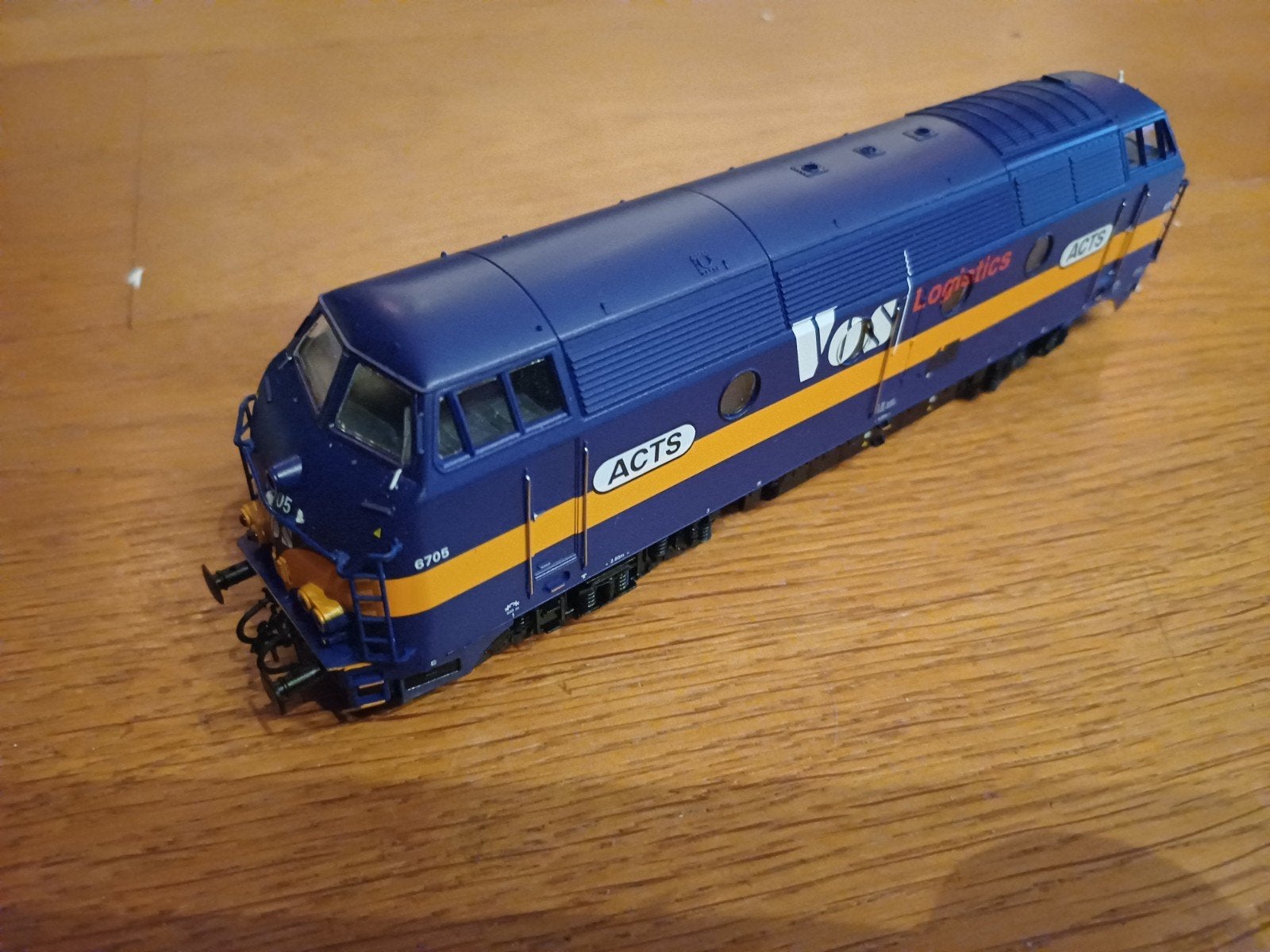 Roco ACTS Vos Logistics Locomotief, Ophalen of Verzenden, Zo goed als nieuw, Locomotief, Roco
