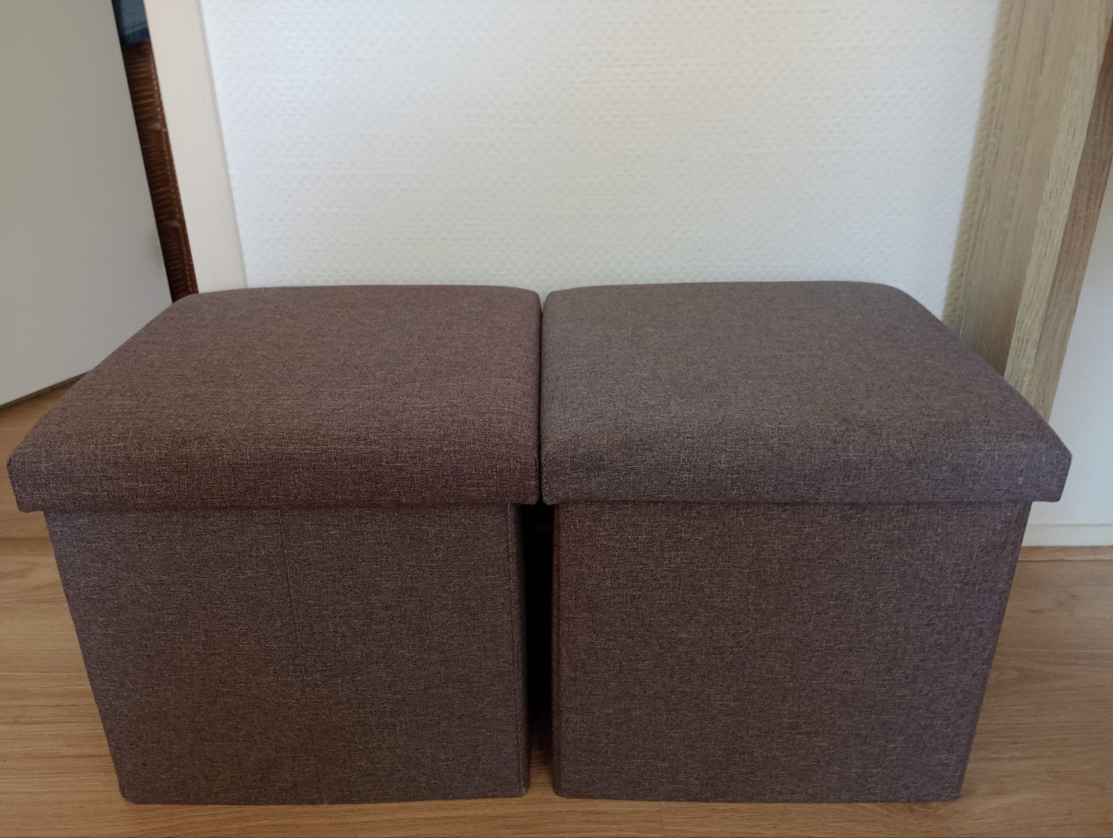 2  Bruine  opvouwbare Poefen Nieuwstaat, Ophalen, Rechthoekig, Minder dan 50 cm, Minder dan 50 cm