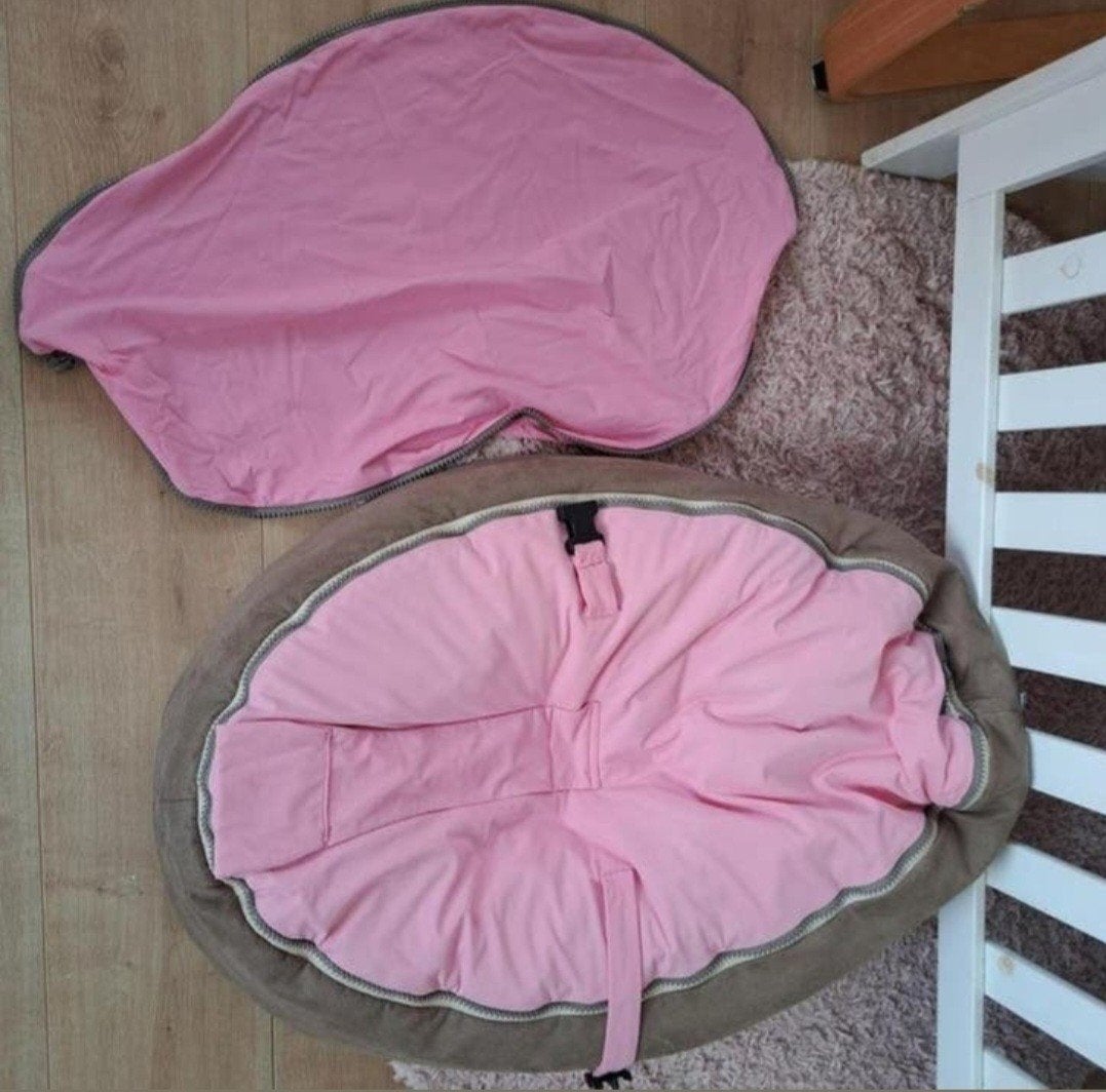 Roze baby zitzak met veiligheidsgordel, Ophalen, Gebruikt