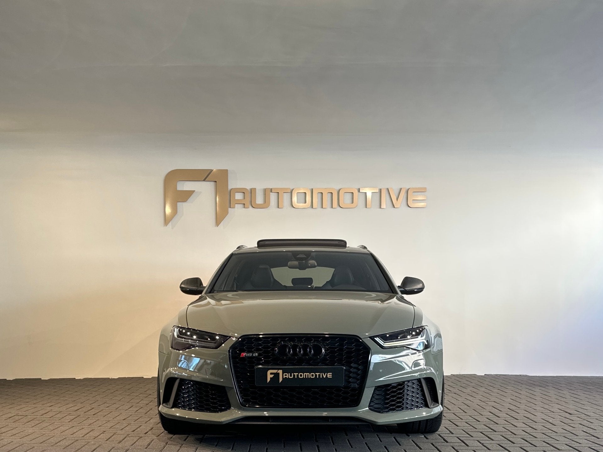 Audi RS6 4.0 TFSI RS 6 quattro performance Pano|Ceramic|Bose, Auto's, Audi, Automaat, 3993 cc, Leder en Alcantara, 5 stoelen