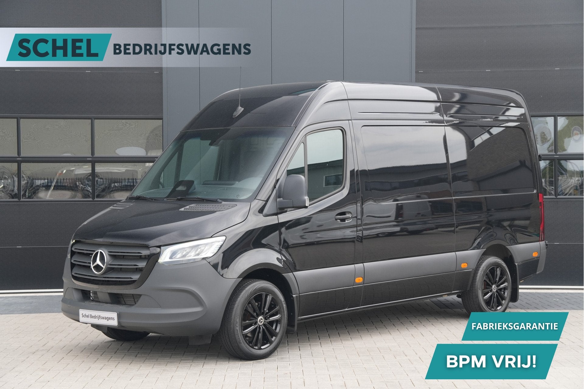 Mercedes-Benz Sprinter 317CDI L2H2 Select - LED - Mbux 10 -, Automaat, 2202 kg, 4 cilinders, Zwart
