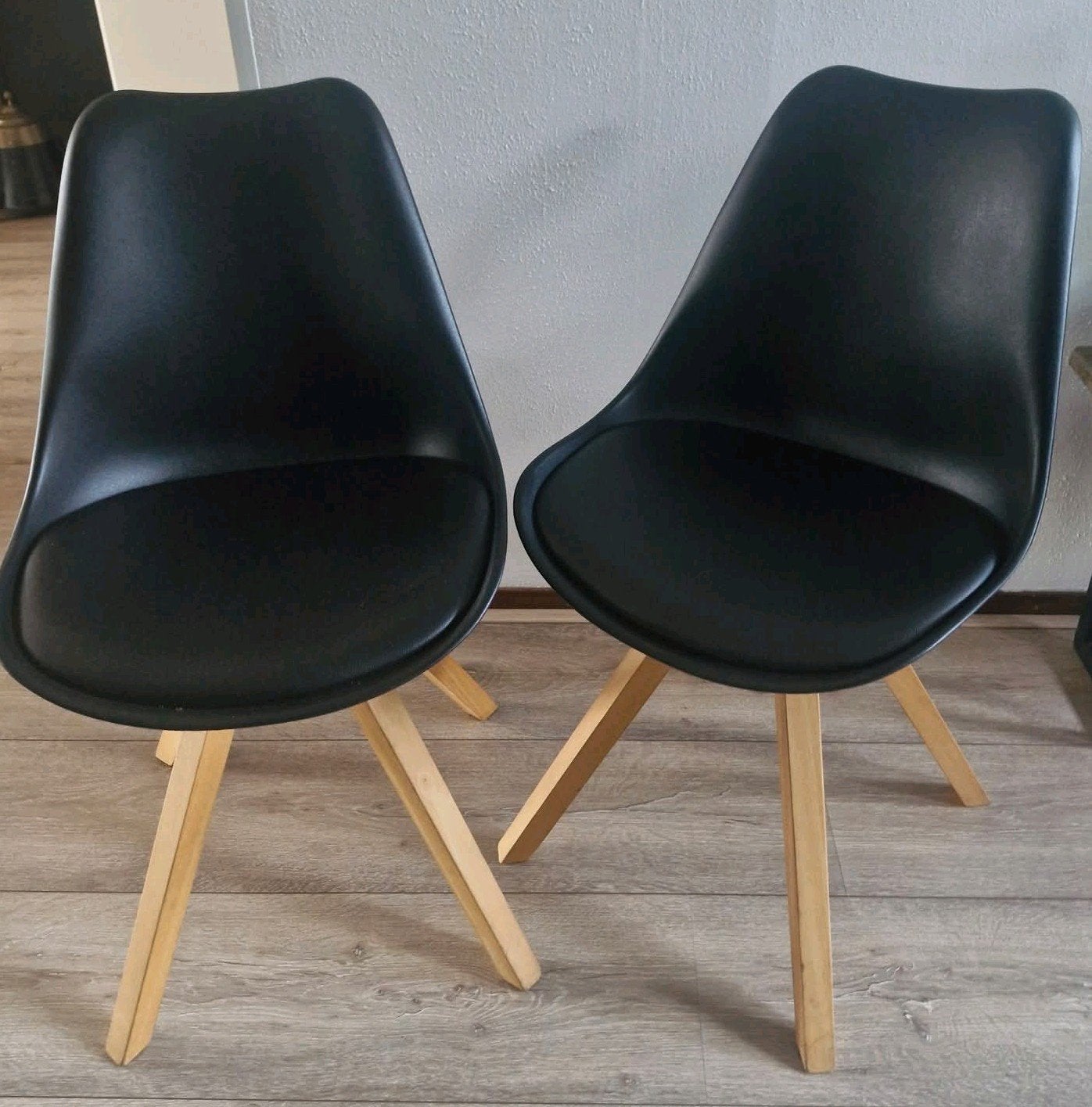 2x IKEA stoel - Zwart met houten poten, Gebruikt, Twee, Zwart, Ophalen