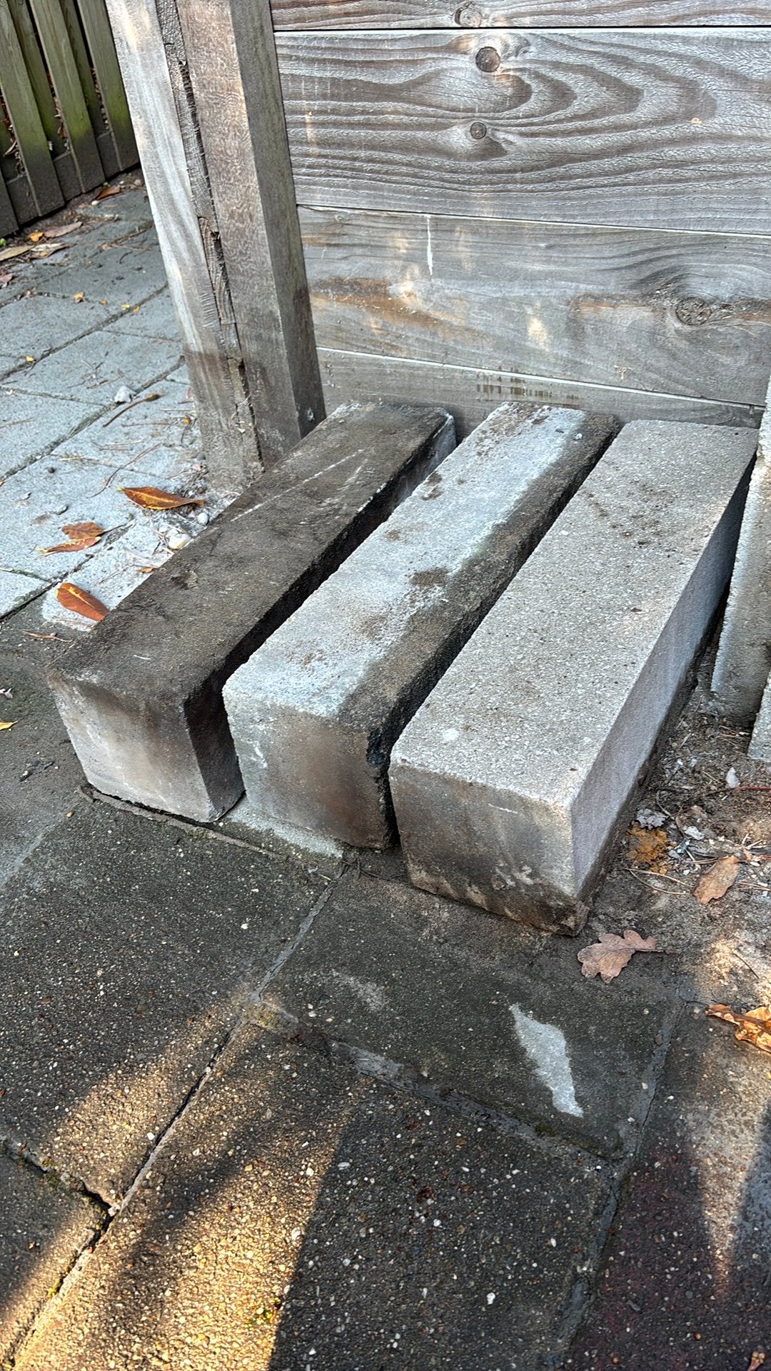 20 stuks lichtgrijs borderrand blokken. Stapelblokken, Tuin en Terras, Ophalen, Zo goed als nieuw, Minder dan 100 cm, Minder dan 25 cm