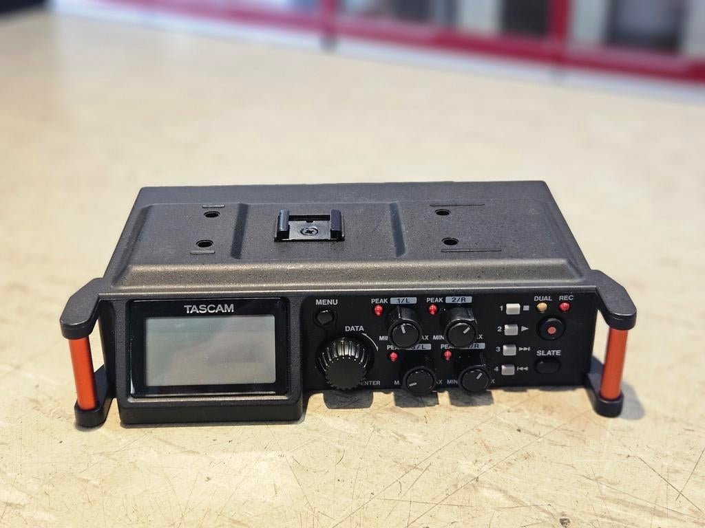 Tascam DR-70D 4-kanaals audio recorder voor DSLR, Gebruikt, Tascam, Ophalen of Verzenden, Tascam