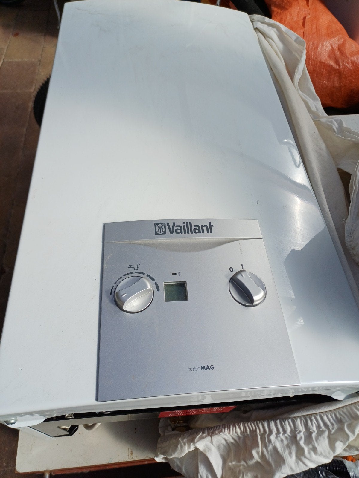 Vaillant TurboMAG doorstroomgeiser, Ophalen, 30 tot 80 cm, Gebruikt, Overige typen
