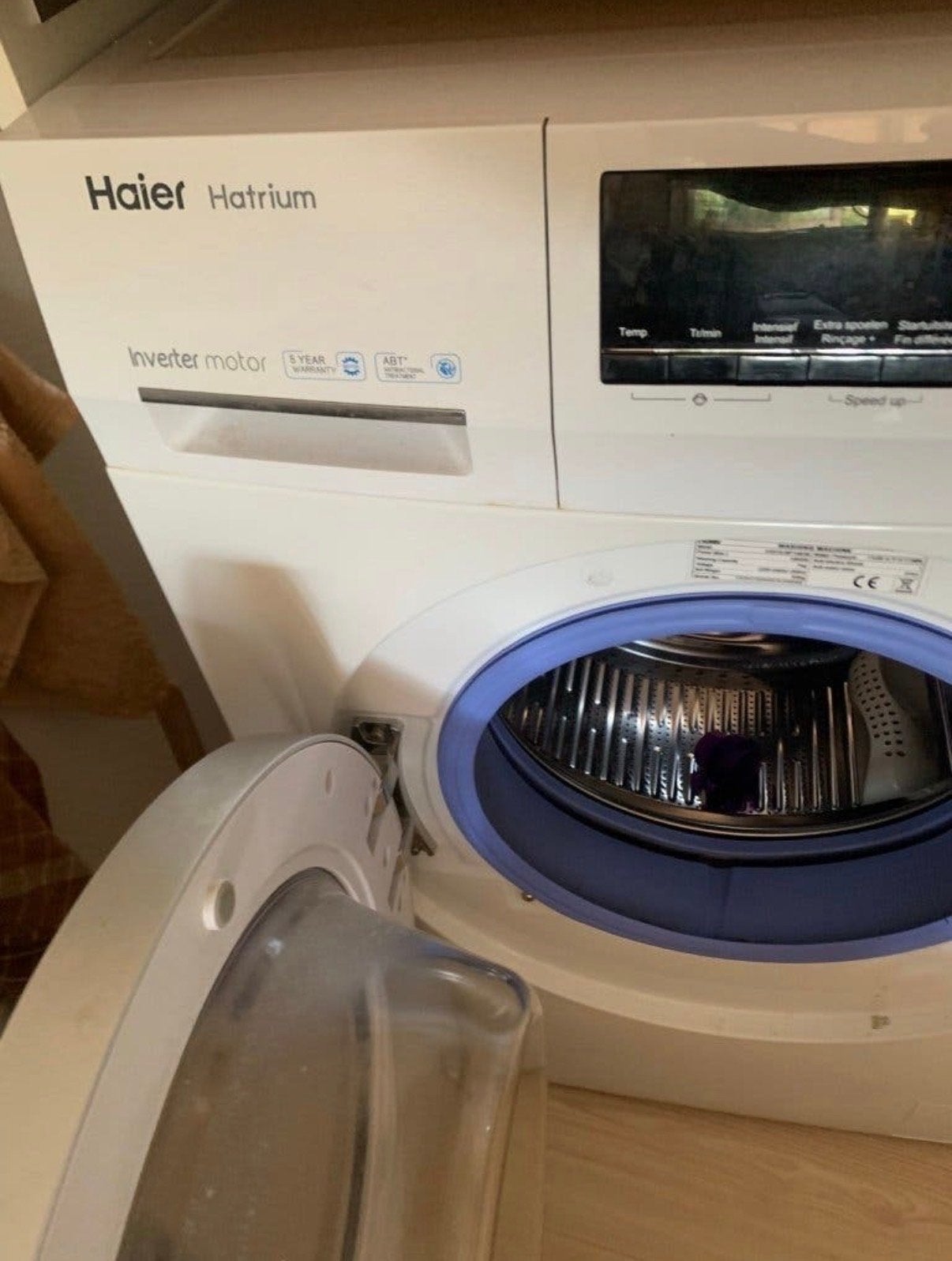 Haier Hatrium Wasmachine met Inverter Motor, Ophalen, Gebruikt, 85 tot 90 cm, 1200 tot 1600 toeren