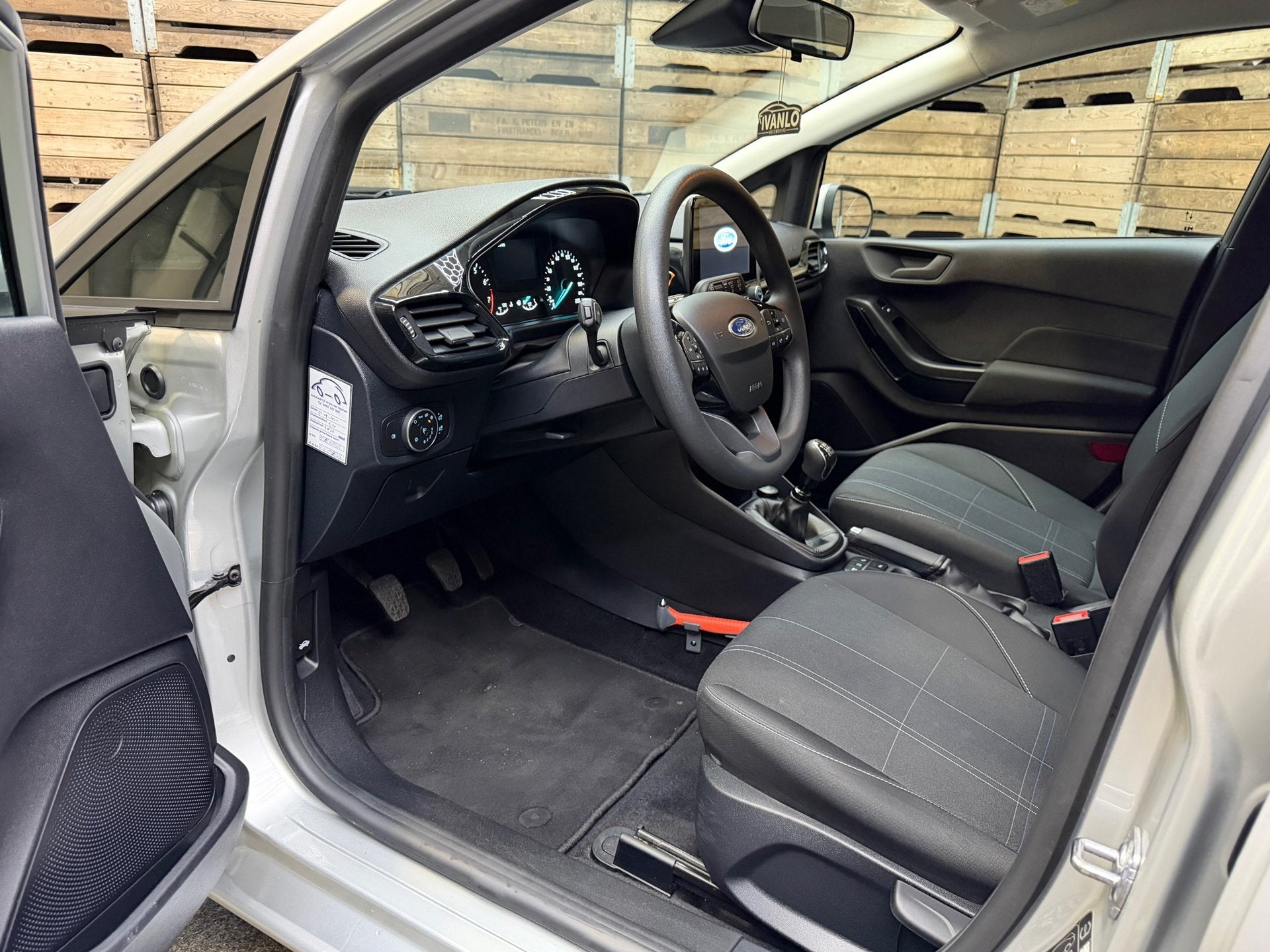 Ford Fiesta 1.0 EcoBoost Titanium Navigatie, Cruise control,, Voorwielaandrijving, Stof, Gebruikt, Euro 6