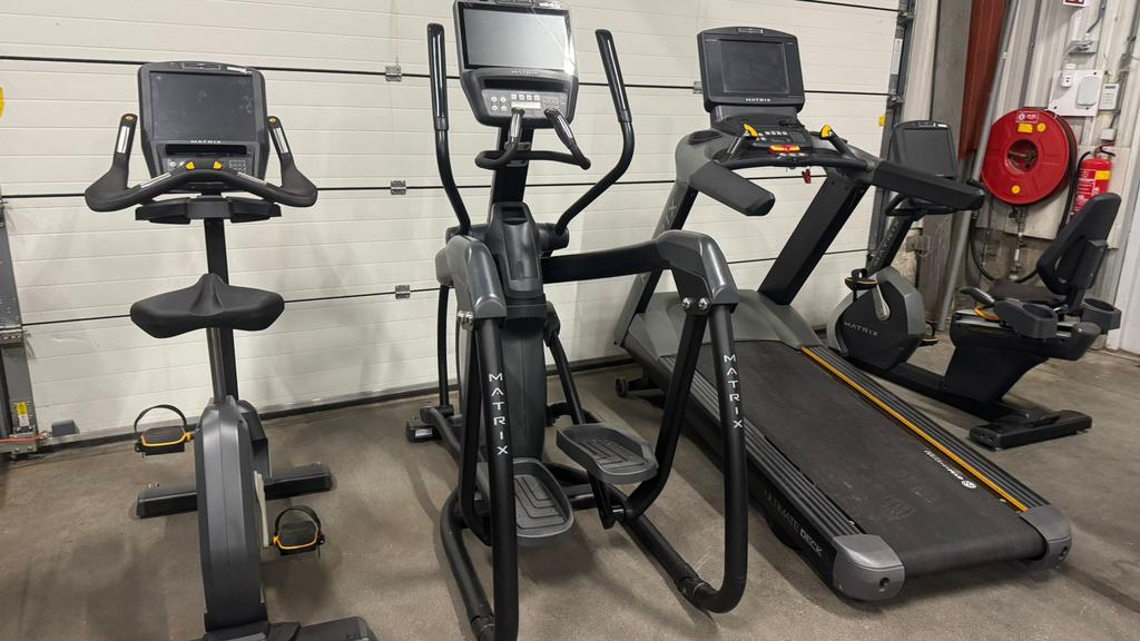 Matrix Cardio Set, Loopband,Crosstrainer,Upright Bike, Ophalen, Gebruikt, Loopband