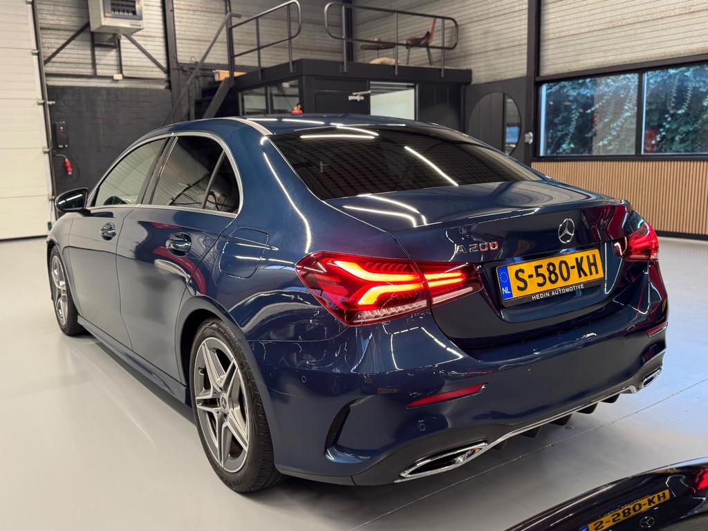 Mercedes-Benz A-klasse 200 Business Solution AMG CAMERA BTW, Auto's, Parkeercamera, Gebruikt, Euro 6, 4 cilinders