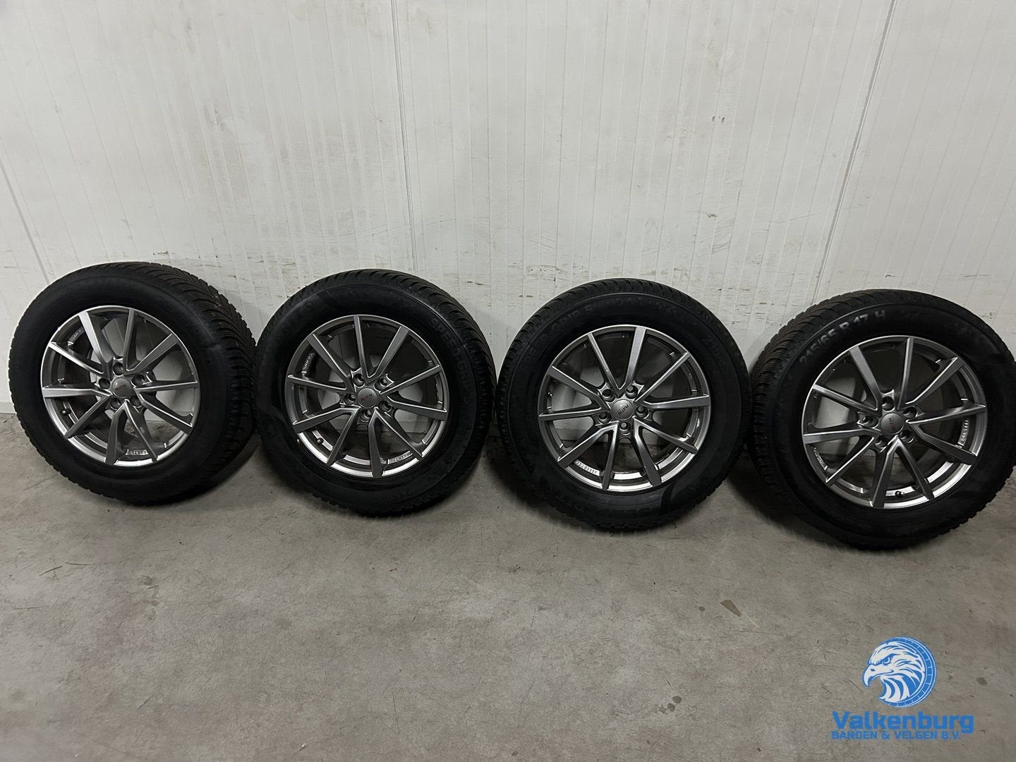 7mm! VW Tiguan Audi Q3 Seat Tarraco Skoda Kodiaq 17 inch vel, -, -, Banden en Velgen, 17 inch