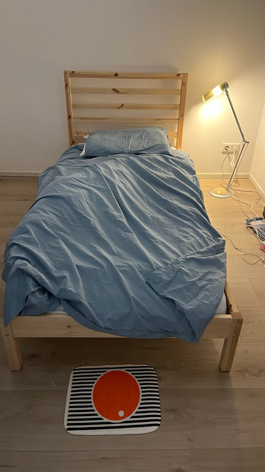 IKEA single bed frame, including a mattress topper, Ophalen, Gebruikt, 90 cm, 200 cm