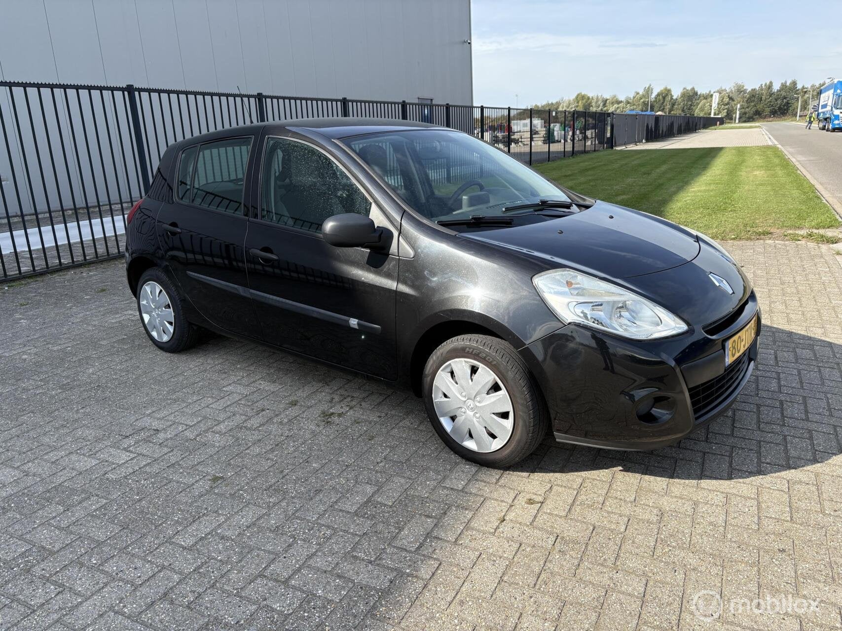 Renault Clio 1.2 Dynamique, Voorwielaandrijving, 535 kg, Gebruikt, 4 cilinders