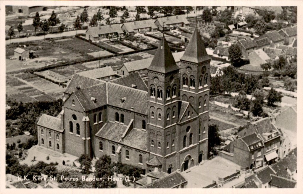 Heer - Kerk - St. Petrus Banden, Ophalen of Verzenden, 1940 tot 1960, Ongelopen, Limburg
