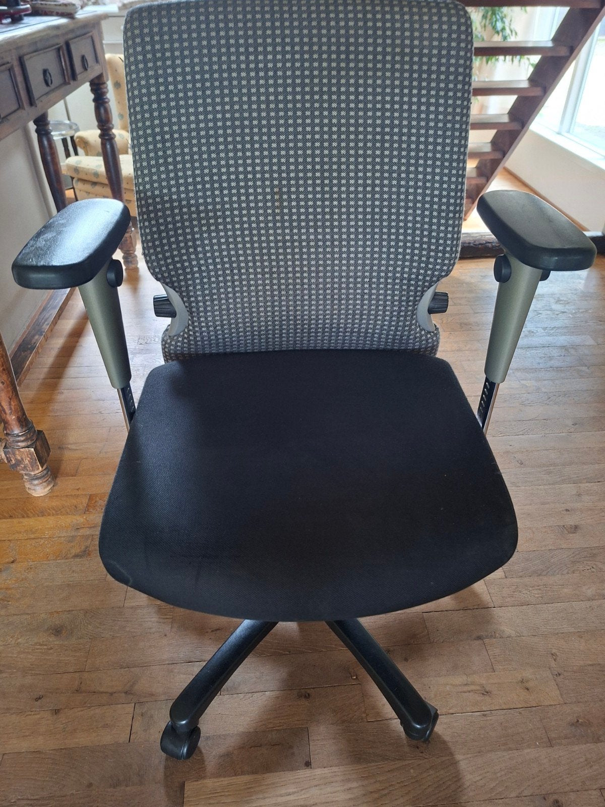 Haworth Comforto 77 Bureaustoel, Ophalen, Gebruikt, Zwart, Bureaustoel