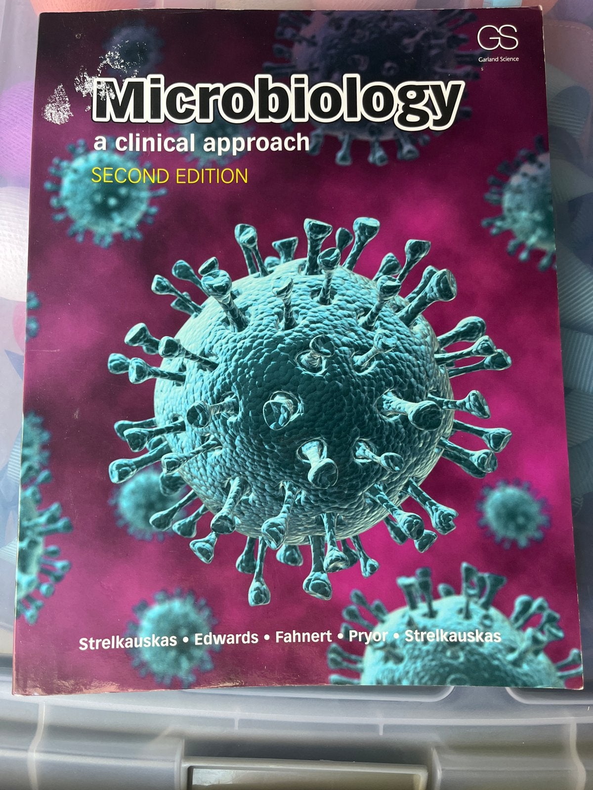 Microbiology: A Clinical Approach - Tweede Editie, Boeken, Ophalen, Beta, Zo goed als nieuw, HBO