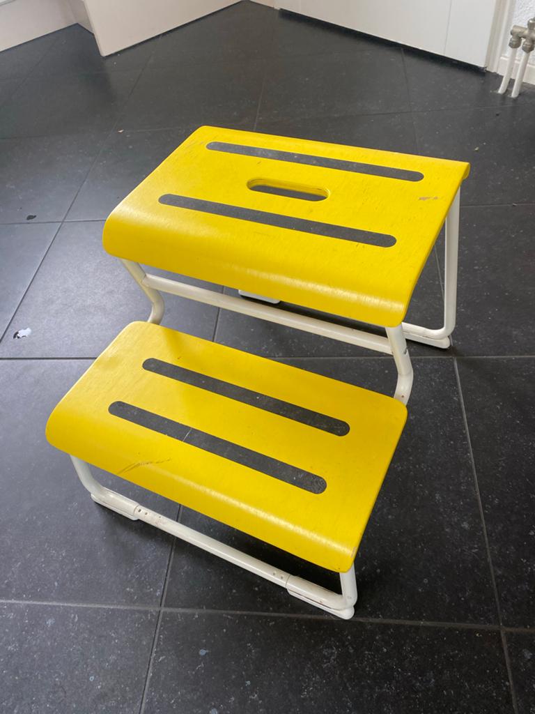 IKEA Keukentrapje Geel - Handig en Compact, Ophalen of Verzenden, Gebruikt