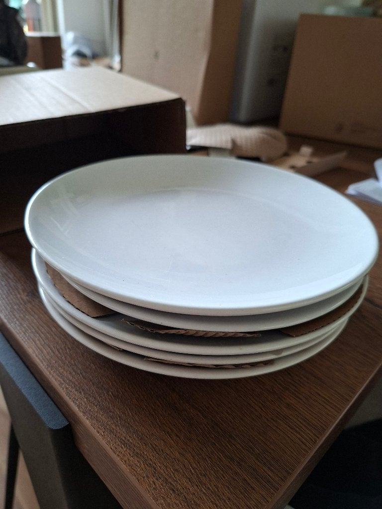 Borden, Huis en Inrichting, Keuken | Servies, Ophalen, IKEA, Zo goed als nieuw, Bord(en)