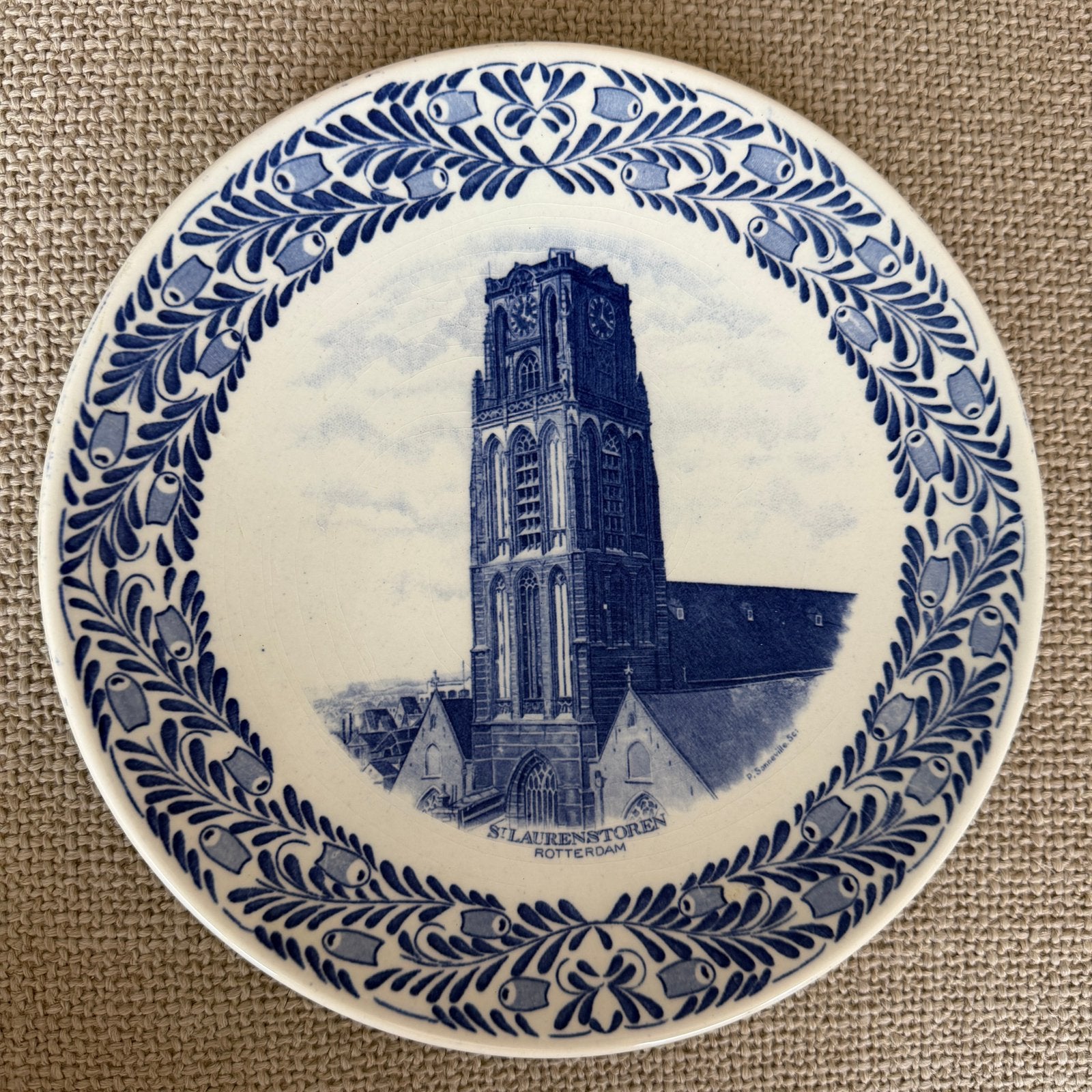 Antiek wandbord St. Laurenskerk / toren. Van Petrus Regout., Ophalen of Verzenden