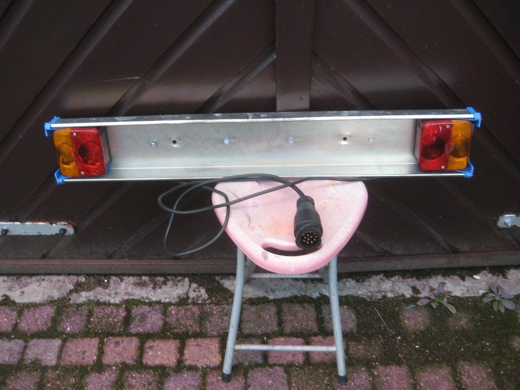 te koop lichtbalk 85 cm breed 13 polige stekker, Auto diversen, Aanhangwagen-onderdelen, Ophalen, Nieuw